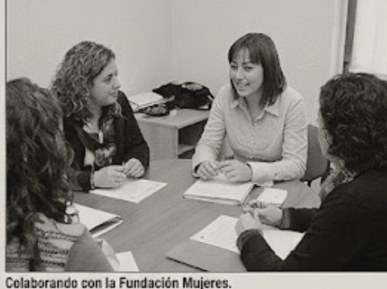 Lorena Pérez en un encuentro de la Fundación Mujeres