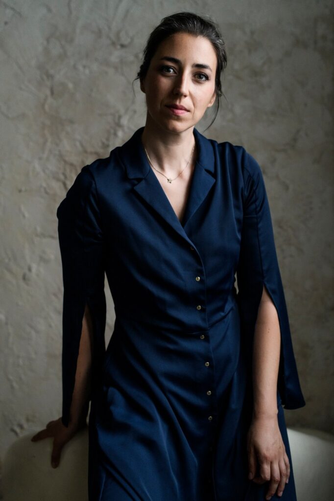 Lorena Pérez, retrato de Juan Naharro